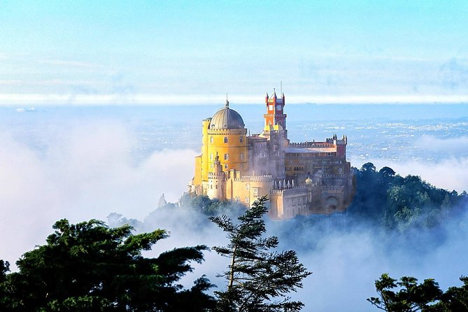 Obidos and Sintra Private Tour - Cascais and Estoril on the return: beach towns with an easy finish