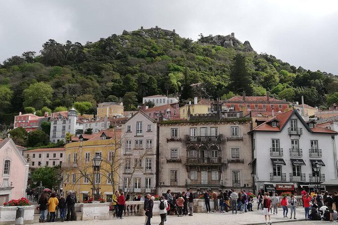 Private 4 hour Sintra Tour - Sintra’s Moorish Castles and village center: the smart way to choose your time