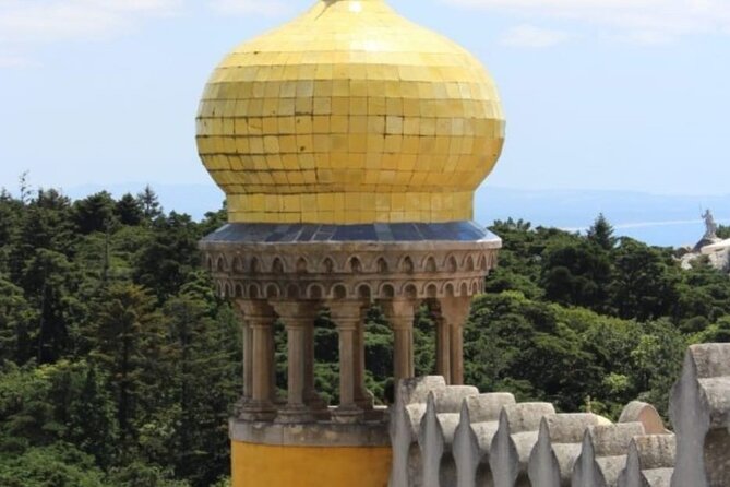 Private Adventure Tuk-Tuk,Sintra and Cascais, full day - Azenhas do Mar and Cabo da Roca: Sea Views and Big-Air Freshness