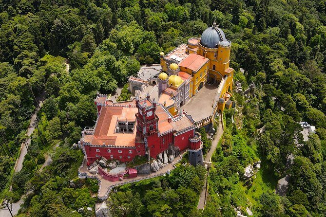 Private Getaway in Sintra - Through the Hills to the Coast - Pena Palace and the hilltop viewpoints (plan for sold-out tickets)