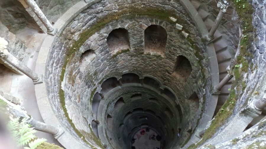 Private Half Day tour Sintra Pena Palace & Initiantion Well - Service Style: A One-Person Team Means Fewer Headaches