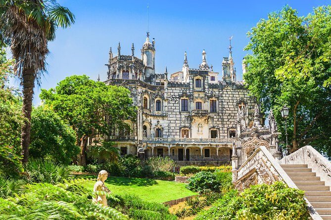 Private Half Day Tour to Sintra and Pena Palace from Lisbon - Centro Histórico de Sintra in about 60 minutes: UNESCO highlights at human speed