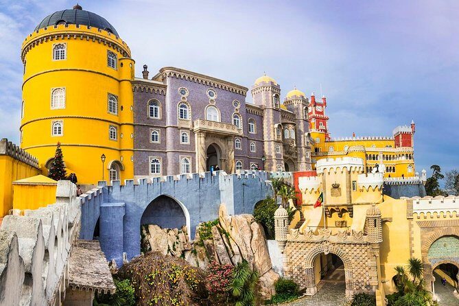 Private Half Day Tour to Sintra and Pena Palace from Lisbon - Castelo dos Mouros: Moorish Castle views plus the St. Peter chapel story