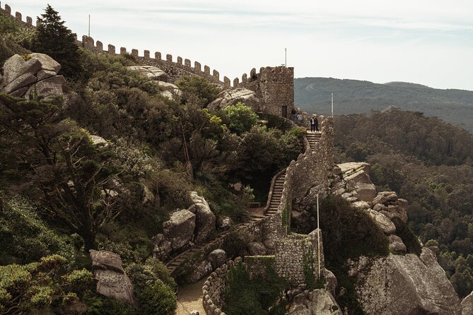 Private Half-Day Tour to Sintra (Pena Palace & Moorish Castle) - Castelo dos Mouros: The Walls, the View, and the Uneven Ground