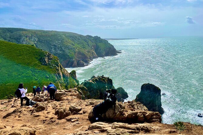 Private Sintra & Cascais Tour – Palaces, Wine & Views from Lisbon - Cabo da Roca and Cascais: finish with views, then a real seaside town hour