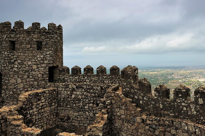 Private Sintra Tour from Lisbon with Regaleira Experience - Lunch at Regaleira and how to make the wine stop count