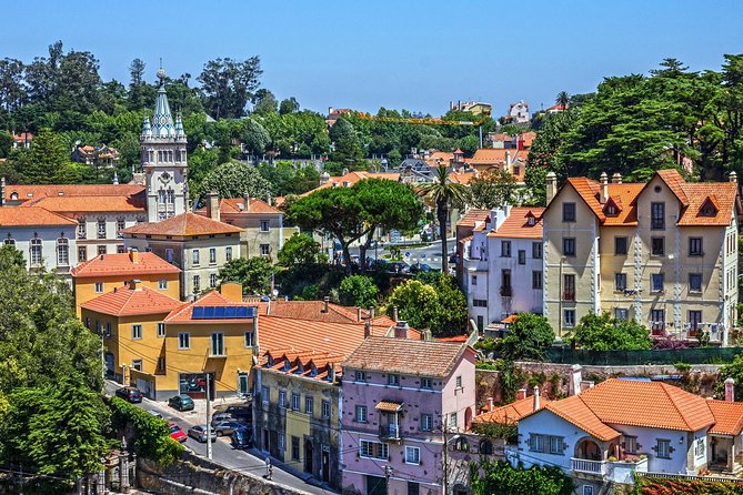 Private Sintra Tour from Lisbon with Regaleira Experience - 9am pickup and the drive into the Serra de Sintra