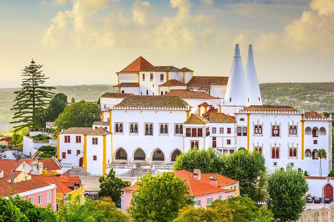 Private Tour: Discover the Best of Sintra in a half-Day Tour - Castle of the Moors: the view that explains Sintra
