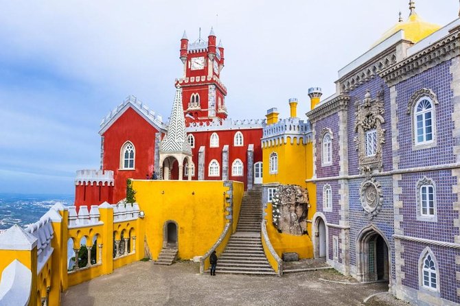 Private Tour: Sintra, Cabo da Roca and Cascais Day Trip from Lisbon - Sintra Town Time: The Part You Should Actually Enjoy