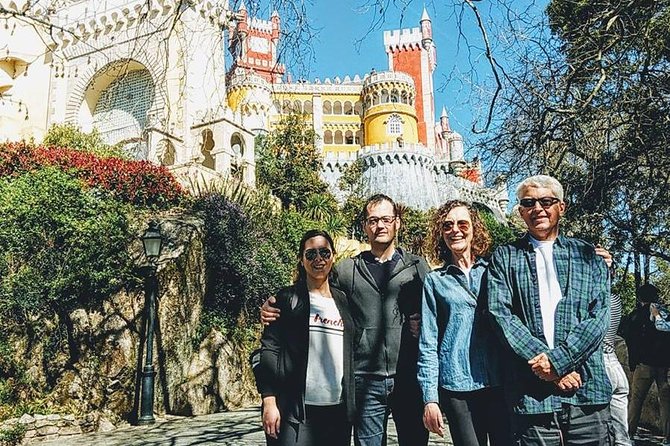 Private Tour Sintra, Pena Palace, Quinta Regaleira, Cabo Roca, Cascais - Sintra’s historic center: The easy hour that gives the setting meaning