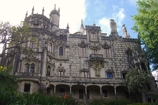 Private Tour Sintra, Pena Palace, Quinta Regaleira, Cabo Roca, Cascais - Who should book this Sintra and Cascais private day?