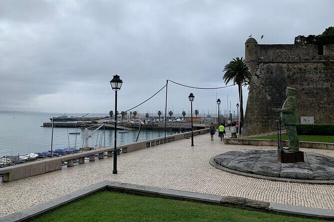 Private tour to Sintra, Cabo da Roca and Cascais Half Day - Guides and pacing: why some days feel like a tour and others feel like transport