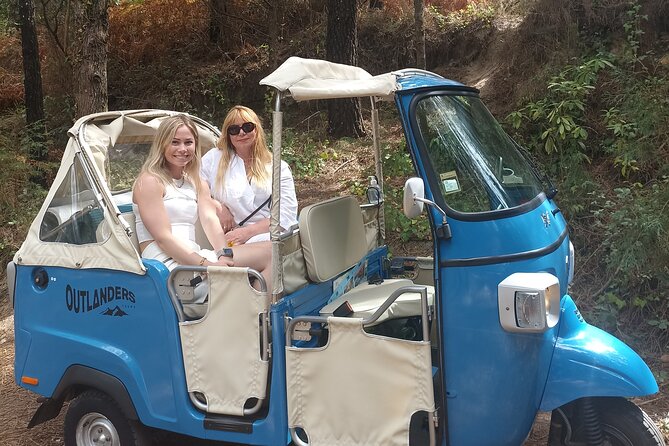 Private Tuk Tuk Tour around Sintra - The private tuk tuk format: quick stops, low stress