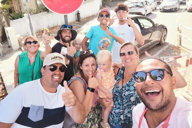 Sintra All Palaces: Aguda, Azenhas do Mar and Praia da Maçã - Meeting at Cyntia and Riding in Comfort (Air-Conditioned, Not a Squeeze)