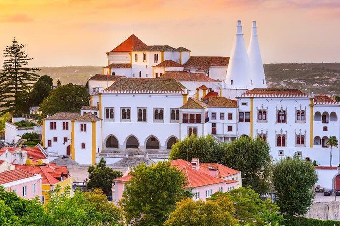 Sintra ALL PALACES - small groups (2-6pax) PRIVATE TOUR - Private Sintra in a group of 2–6: why it feels calmer