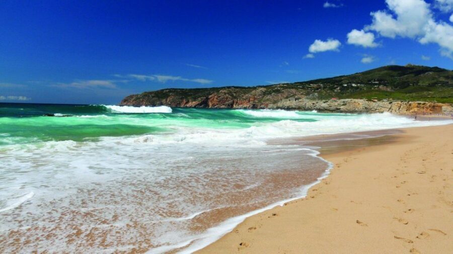 Sintra and Cascais: Full Day Tour - Cascais break time: coffee, breakfast, and real seaside wandering