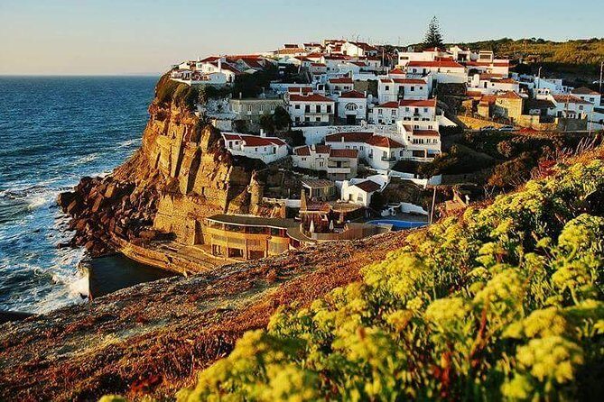 Sintra And Cascais Full-Day Tour with Local Guide - Quinta da Regaleira: symbolism and surprise in 1 hour