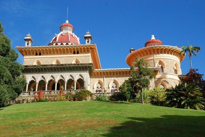 Sintra and Cascais Half Day Trip from Lisbon in Private Vehicle - Cascais village time: beaches and grand homes, in 30 minutes