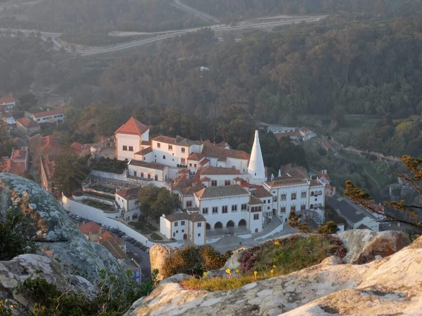 Sintra and Cascais: Magical Fairytale Tour - Small group (up to 6): the difference you feel in pacing