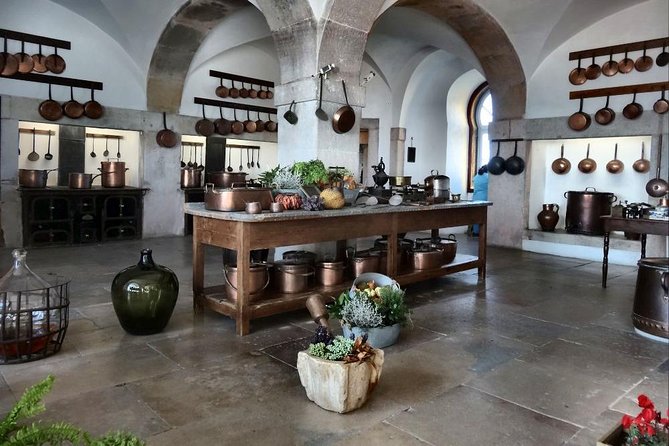 Sintra and Cascais Private Tour with Pena Palace Ticket Included - Stop 4: Centro Histórico de Cascais (1 hour 30 minutes) by the bay and beaches