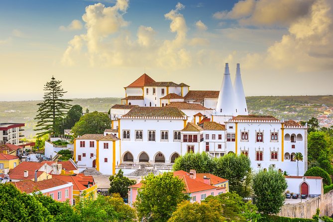 Sintra and Cascais Small Group Tour with Hotel Pick up & Ticket - Hotel pickup at 8:15: the easy start that saves your day