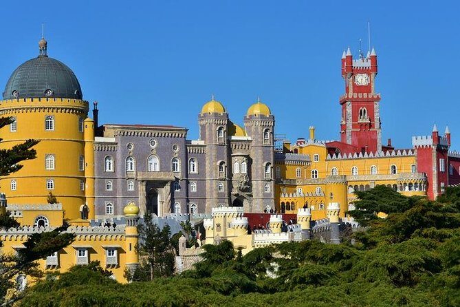 Sintra / Cabo da Roca / Cascais full day all inclusive lunch and entrees - Stop 1: Park and National Palace of Pena (2 hours, admission included)