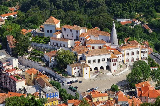 Sintra, Cascais and Estoril Private Full Day Sightseeing Tour from Lisbon - Sintra National Palace Plus Cascais: Ending With Variety, Not Fatigue