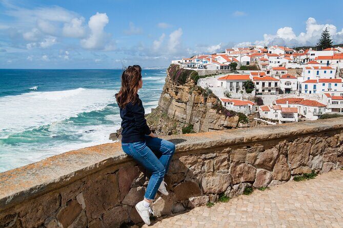 Sintra, Cascais & Estoril Private Tour - Palaces Tickets & Lunch - Sintra town center: colorful streets and UNESCO-town vibes