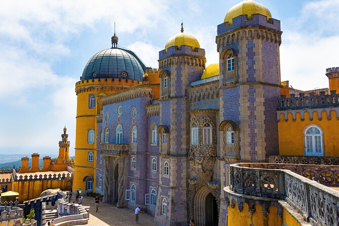 Sintra-Cascais-Pena Palace 8-People Small Group Tour from Lisbon - Colares wine country stop: a quick taste of the area