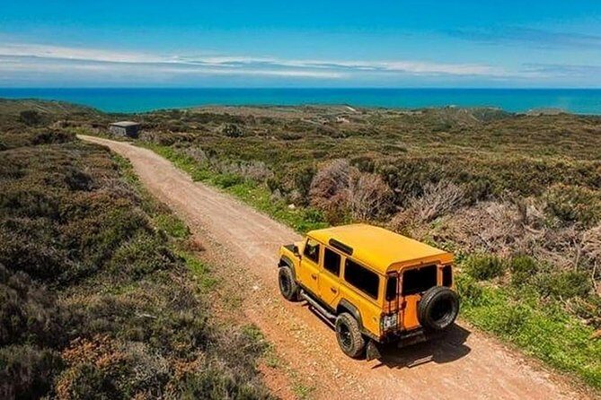 Sintra Cascais (Wine and Tapas) 4X4 Land Rover Panoramic Private Tour - Sintra’s Centro Histórico: cobblestones plus a real tasting