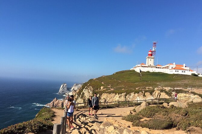 Sintra & Coast Escape – Palaces, Beaches & Villages - How the Guide-Driver Changes the Day