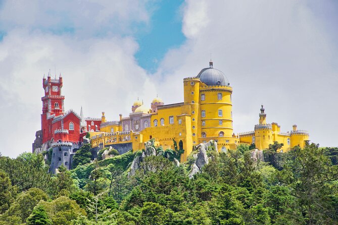 Sintra Essentials from Lisbon - Lunch in Sintra Center: A Real Break (Not a Sample)