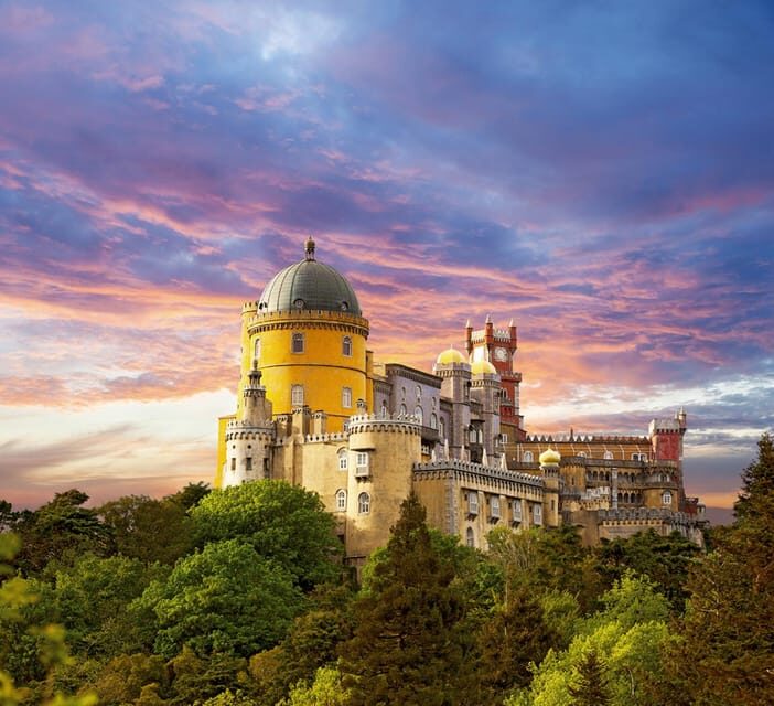 Sintra: Full-Day Deluxe Tour with Pena Palace ticket - A tight route that covers the Sintra essentials (without a car)