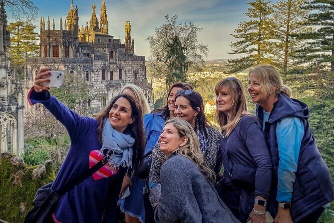 Sintra Full-Day: Pena, Moorish Castle & Regaleira with Tickets - Pena Palace and the park: where fairytale turns real