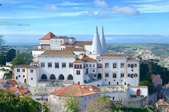 Sintra Half-Day Private Experience - Pena Palace in about two hours: the main event