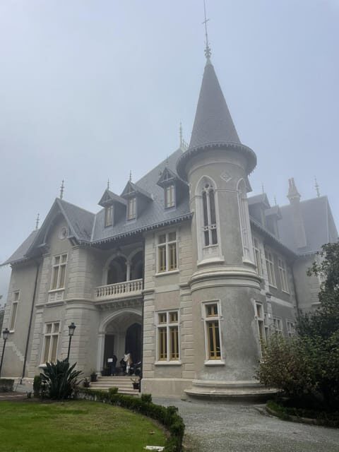 Sintra Highlights: Private Local Tour - Palaces & Views - Lunch and pastries: Portuguese food without the guesswork