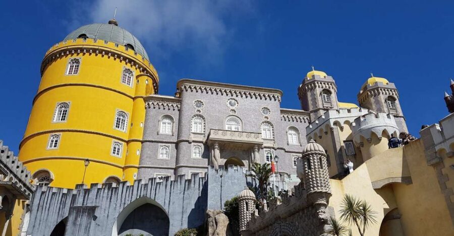 Sintra Palaces and Cascais Magical Experience Private Tour - A Private Day Out of Lisbon: Sintra and the Coast in One Shot