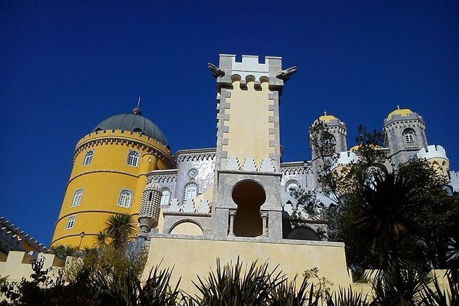 Sintra, Pena Palace, Cabo Roca, Cascais Small Group from Lisbon - Sintra’s medieval lanes: quick old-town reset and free time