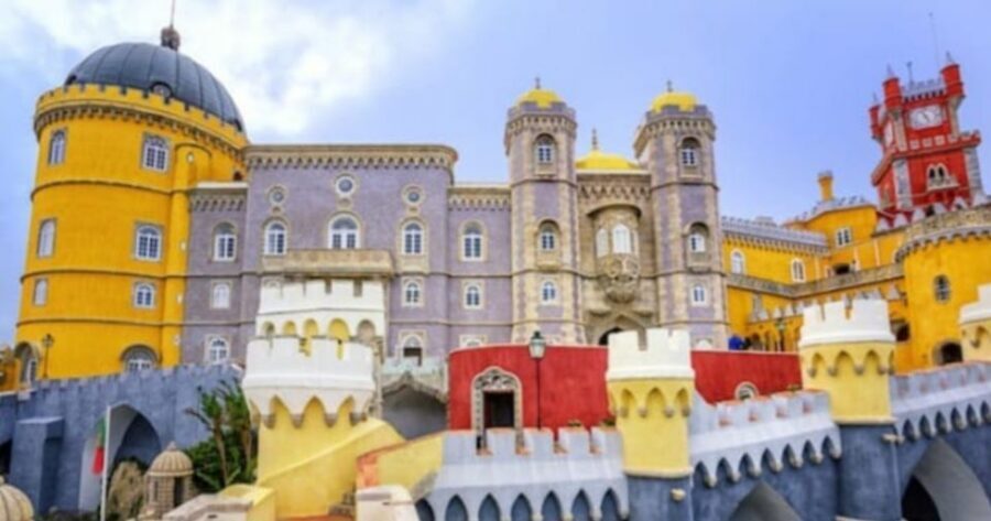 Sintra: Private and Customizable Tour - Queluz Palace and Sintra’s calmer palace side