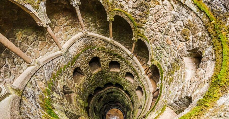 Sintra: Quinta da Regaleira Entry Tickets with Host - Quinta da Regaleira in Sintra: what you’re really seeing