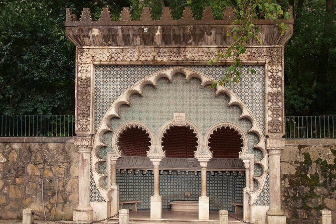 Sintra Sightseeing Tour - The guide matters: Arafat’s accuracy and the lost-phone moment