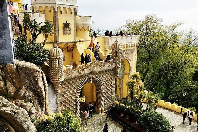 Sintra Small Group Full Day Guided Tour - Sintra Municipality and Quinta da Regaleira: where the magic vibe becomes real