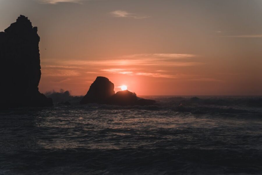 Sintra: Sunset Hike, Tapas & Wine at Secret Beach - Riding Sintra in a classic convertible 4×4 (and why it matters)