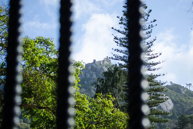 Sintra Tour: Luxury Van, Lisbon Pick-up & Drop-off - Colares villages and lunch: where your day slows down