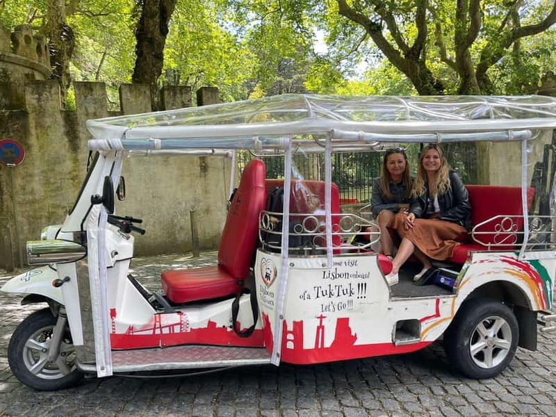 Sintra Tour: Palaces and Dream Landscapes in Tuk Tuk - Starting in Sintra Town: Twin Chimneys at a Glance