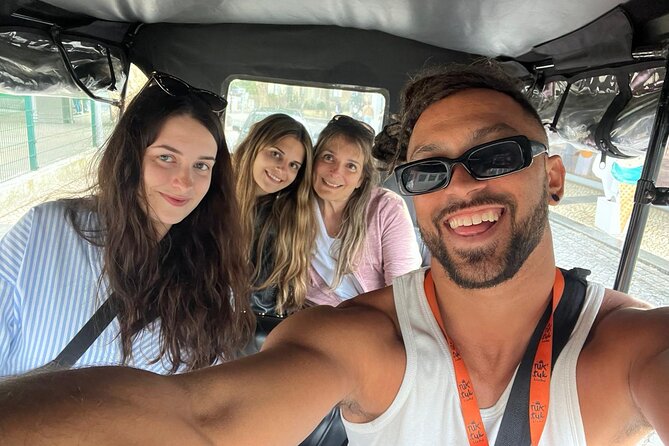 Sintra tour to Pena Palace in vintage car - Private day tour - Practical tips to avoid disappointment (especially about Pena Palace)