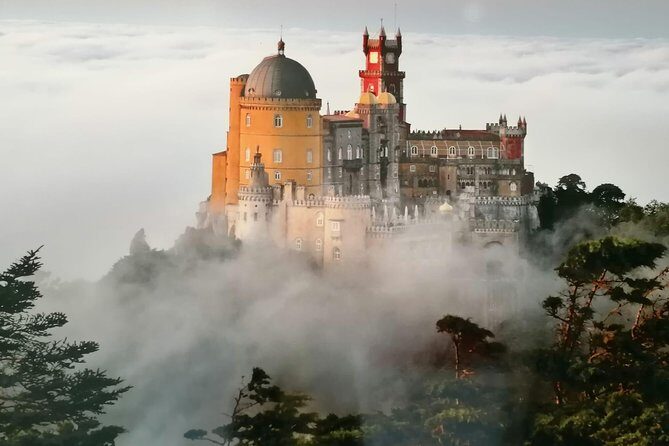 Sintra Tours - Sintra town moments and the romantic-village vibe