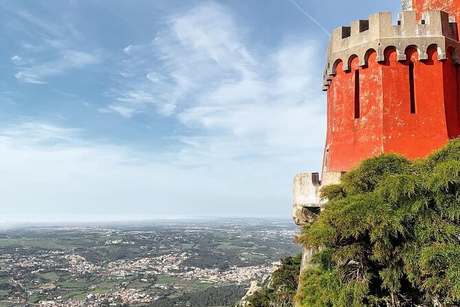 Sintra Walking Tour: Romantic Village & Palaces - Casa Piriquita and Hotel Lawrence: when sweets and old-school elegance meet