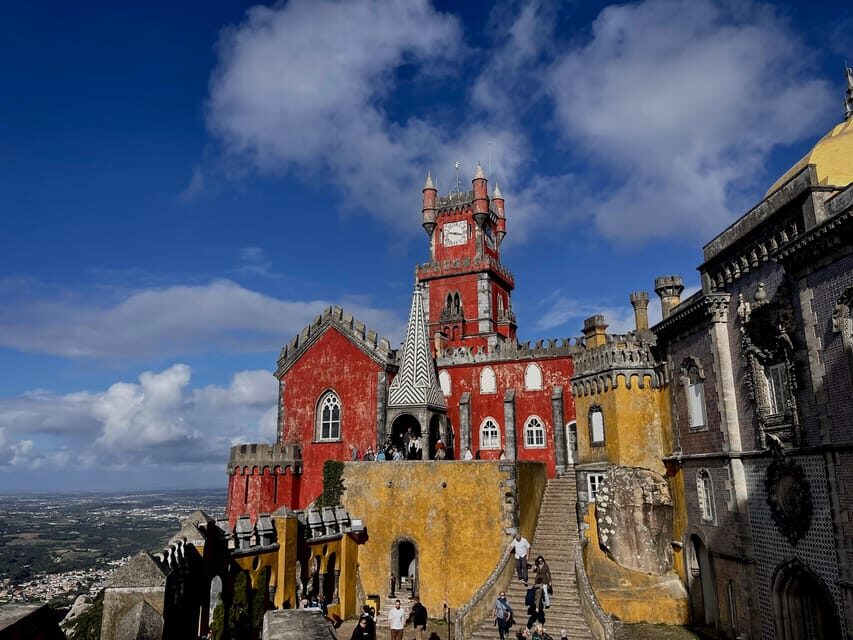 Sintra with a guide: Pena, Regaleira, Roca and Cascais - From Time Out Market to the First View: How the Day Starts