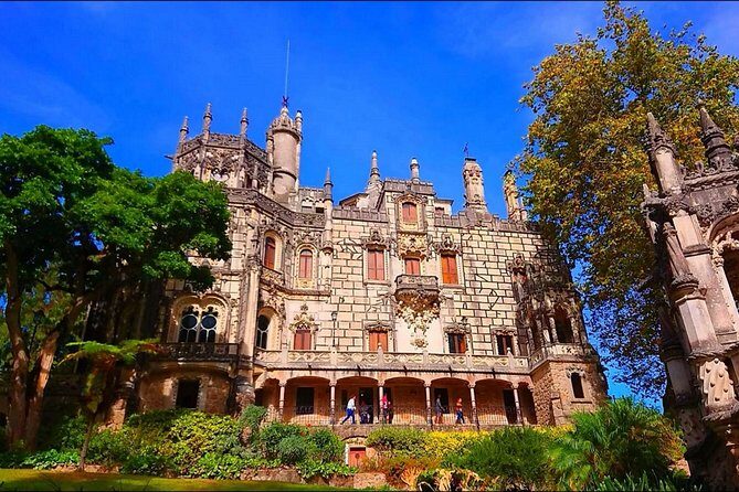 Small group tour Romantic Sintra & amazing Cabo da Roca & Cascais - from Cascais - Cascais bay at the end: how to use your last 10 minutes
